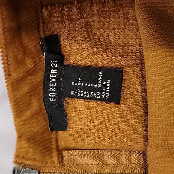 Corduroy skirt - Picture 2 of 2